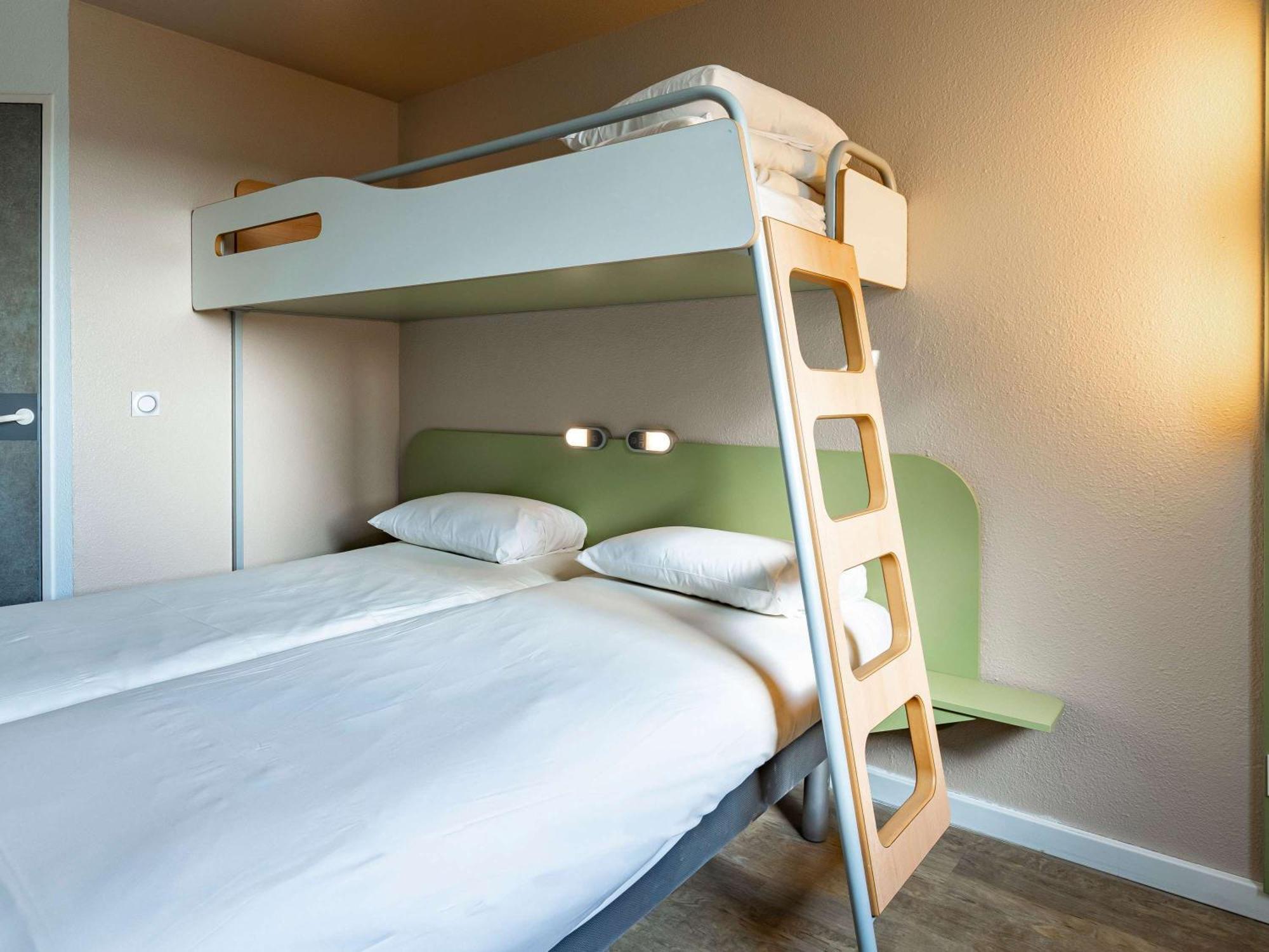 Ibis Budget Marne La Vallee Pontault Combault Eksteriør bilde