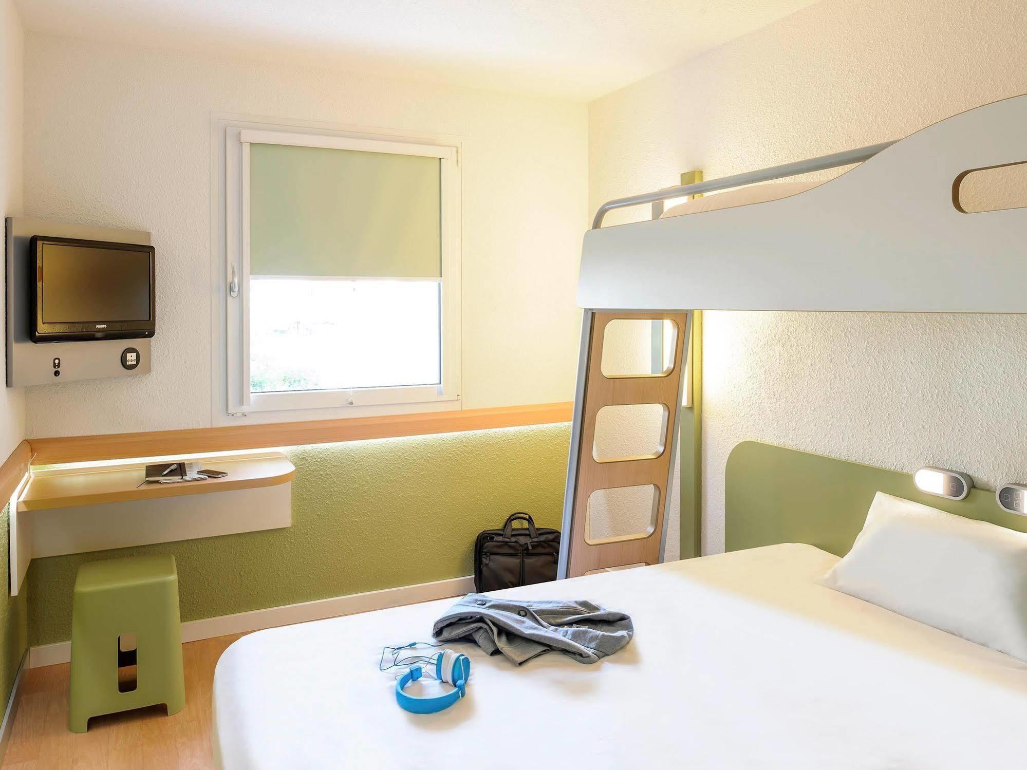 Ibis Budget Marne La Vallee Pontault Combault Eksteriør bilde
