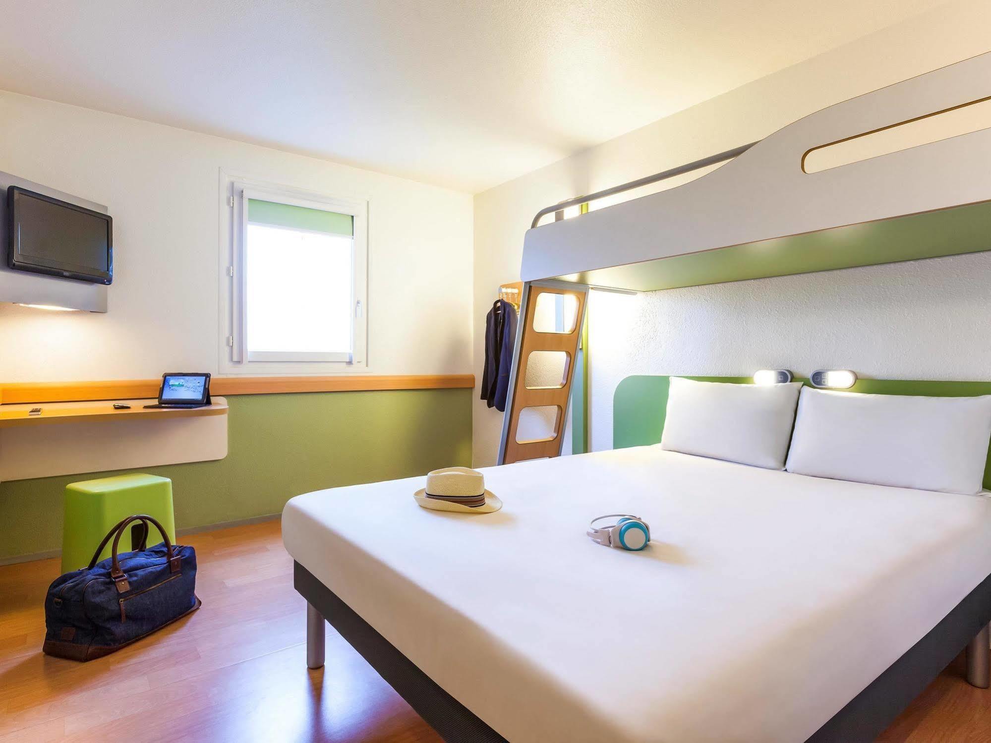 Ibis Budget Marne La Vallee Pontault Combault Eksteriør bilde